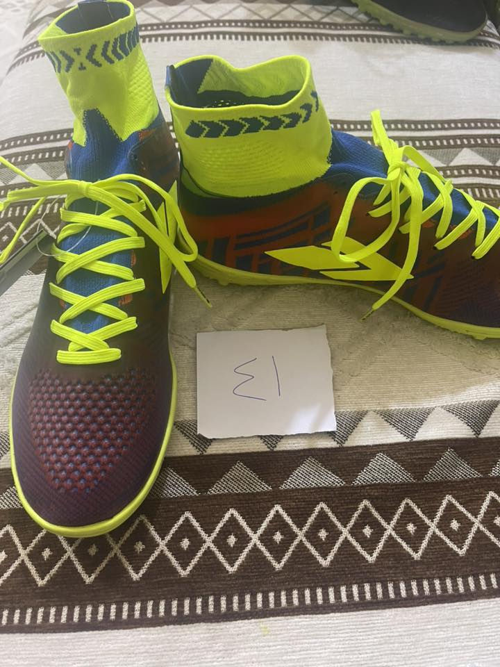 احذية ابو الجواريب سعره مع التوصيل ب٨   ألف يراد  اله اخياط ويوجد توصيل لكل محافظات القطع الباقية بس المعروضة


**إذا كنت صاحب هذا الإعلان وتريد حذفه لأي سبب، رجاءا أرسل رسالة إلى الدعم الفني**