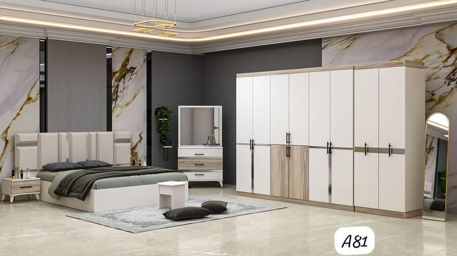 8 قطع 
 أبواب – نفرين
🪞 ميز تواليت عدل مميز )
📦 كومدي عدد 2
قيافة 
طابورية 
ملحق 
🛏️ سرير 180 × 200 سم
طول الكنتور 3 متر 
📏 عمق 50 سم
🚪 الأبواب وسط الكنتور مقسمة إلى 4 أبواب
مجموع الأبواب يصبح 10 أبواب

💰 السعر  ٧٥٠ الف مع الشد مجاني لجميع المحافظات.                          ***********///***********
