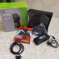 اكس بوكس • مستخدم قليل • جويستك واحد وايرات