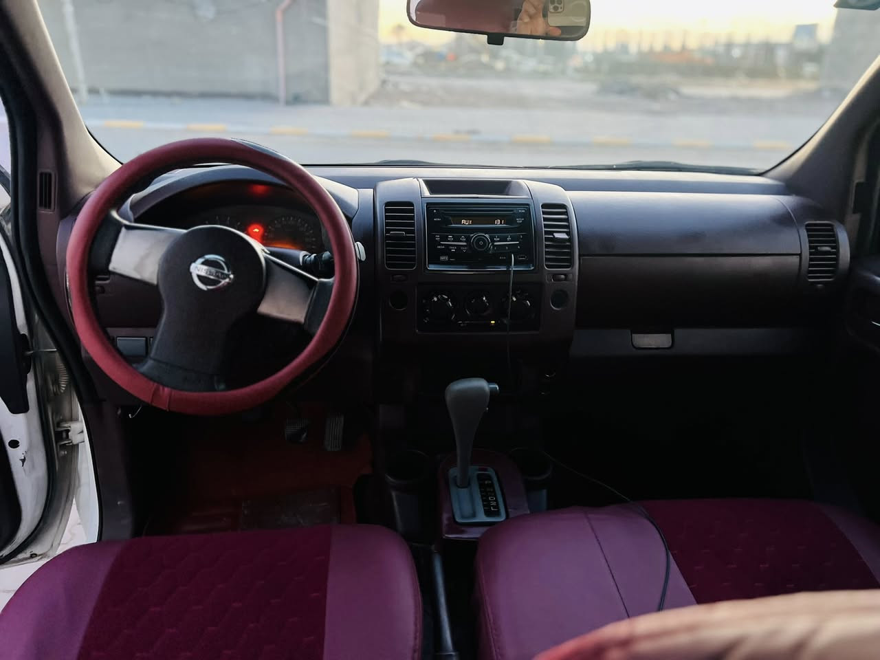 السلام عليكم للبيع بسعر مناسب جدا
بيك أب نيفارا موديل 2009 رقم صلاح الدين دولي شرط التحويل والغرامات سنويه جديده صدر شرط امامي خلفي السياره مكفوله من الصبغ كير ومحرك ففتي السعر 83$ وبيها مجال 
مكان السياره صلاح الدين /تكريت /القادسيه
للاستفسار 
***********
***********
