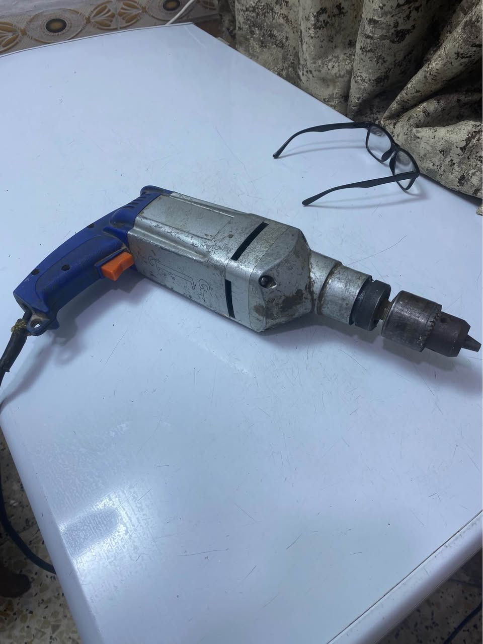 دريل ريشان جهةٍ وسرعة واحدة البلديات unقرب مول العائلة لايوجد توصيل الرد عالخاص*********** السعر ٣٥ بغداد, العراق
