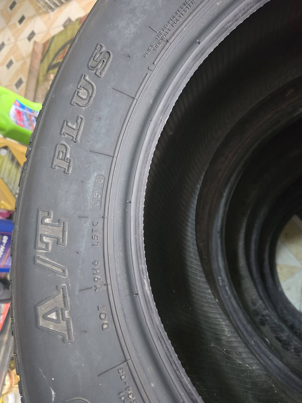 السلام عليكم 
يتوفر تاير باله 
حجم ١٧  ٦٥    ٢٦٥
حجم   ١٦   ٧٠    ٢٦٥
***********
الرميثه شارع العام
