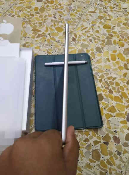 للبيع مكاني نجف ما مفتوح ولا مبدل بي أي قطعة جديد شخط واحد مابي ذاكرة 64 السعر 280 بي مجال قليل رقمي بي واتساب ***********
