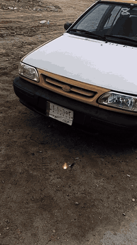 السلام عليكم
سايبة مديل 2012 مصفرهة هيئة وغرامات السيارة مجفتهة صار 10ايام بعدهي علة الضمان تخم تاير حدادية كلة جديد كهربائيات كلهة شغالة السعر 28وبي مجال رقم كربلاء تحويل ثاني يوم  كربلاء طويريج اتصال ***********
