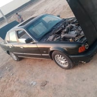 بيئم 735 للبيع السياره شوفت عينك حداديه صالي شهر من سويته نفظ خلفي وام...