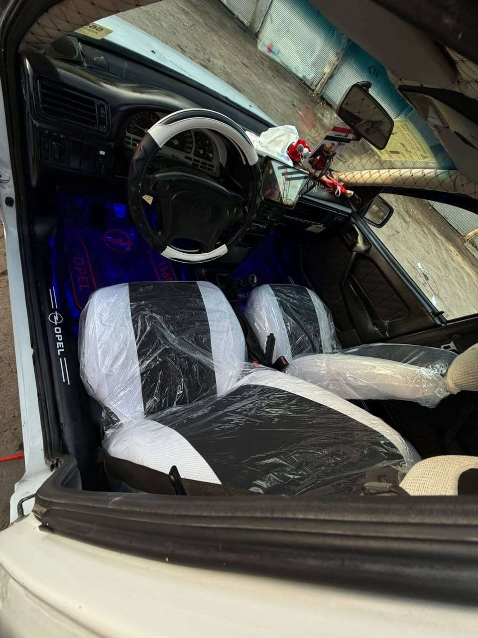 اوبل فكتره حجم 18 بسمي رقم هزه جديده السعر 48 وبيها مجال  تفاصيل اتصل ***********
