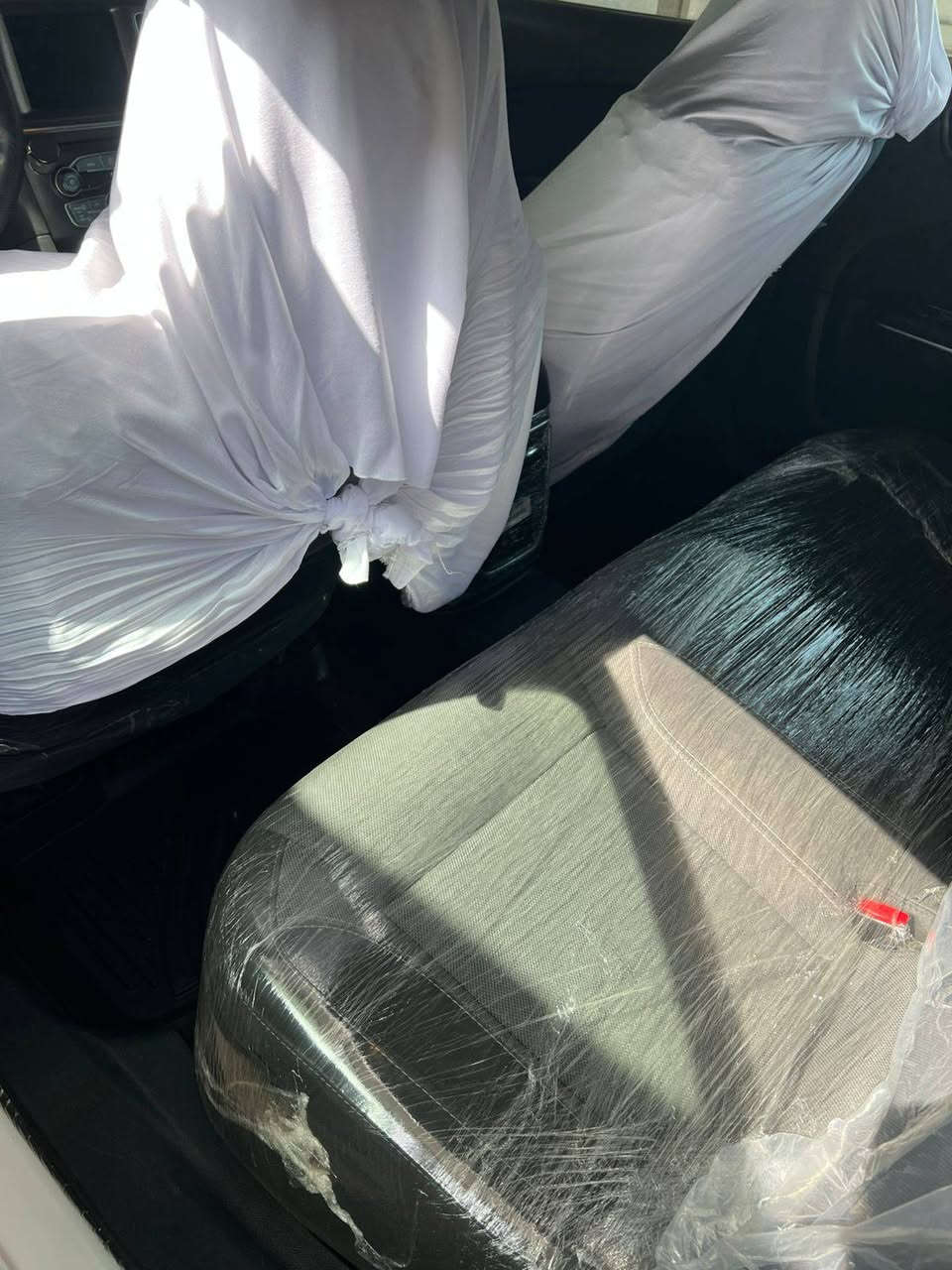 السلام عليكم شباب جاجر موديل 2017
سياره sxt زيرو اربيل كفاله عامه من كلشي سياره وضع شركه 
رقم اربيل بسمي سنويه لل2028 
كير محرك تخم تاير اكسن كله وضع شركه سياره حجريات شركه
ماشيه 125 الف مايل سياره شرط برغي ماعايزه
بيهه 4 سونارت تعال خاص اطكياهن 
رقمي *********** سعر 222
