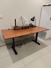 ميز ستاندنك • قابل تعديل • ٢٠٠×٨٠سم