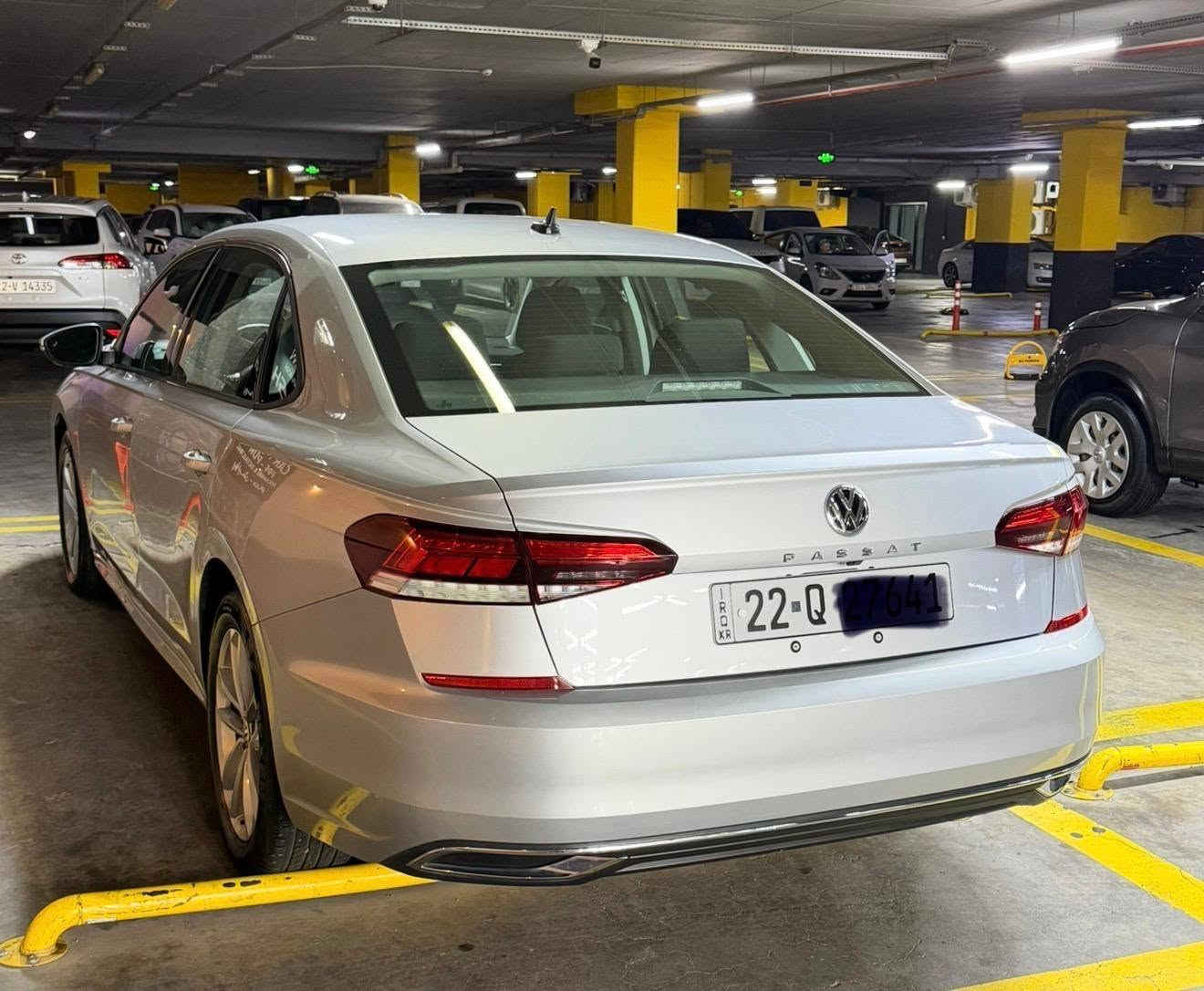 🚗 فولكس واجن باسات 2.0L توربو (موديل 2021) للبيع 🚗
الموديل:2021
 المحرك:2.0 لتر توربو (2.0L Turbo)
 المسافة المقطوعة:25,000 ميل فقط
 حالة البودي:قطعتين مبدلة نفس اللون (بدون اختلاف في اللون)
 المواصفات والأنظمة:
   رادار أمامي** (للحماية والتحذير من التصادم)
  رادار جانبي + نظام النقطة العمياء النشط** (Active Blind Spot)
 السعر: 14,900$ (دفتر و 49 ورقة)
 * **للاتصال والاستفسار:** 
📞 ***********

🚗 فۆلکسواگن پاسات 2.0L تۆربۆ (مۆدێل 2021) بۆ فرۆشتن 🚗
 مۆدێل: 2021
 بزوێنەر (مەکینە): 2.0 لتر تۆربۆ
 ڕۆیشتوو: 25,000 مایل تەنها
 دۆخی بۆیاخ: دوو پارچەی گۆڕدراوە هەمان ڕەنگ (بێ جیاوازی ڕەنگ)

 * **تایبەتمەندیاکان:**
   ڕاداری پێشەوە (بۆ ئاگادارکردنەوە لە بەریەککەوتن)
  ڕاداری تەنیشت + سیستەمی خاڵی کوێر** (Active Blind Spot)
 
نــرخ: 14,900$ (دەفتەرێک و 49 وەرەقە)

 * **بۆ پەیوەندی و زانیاری زیاتر:** 
📞 ***********

