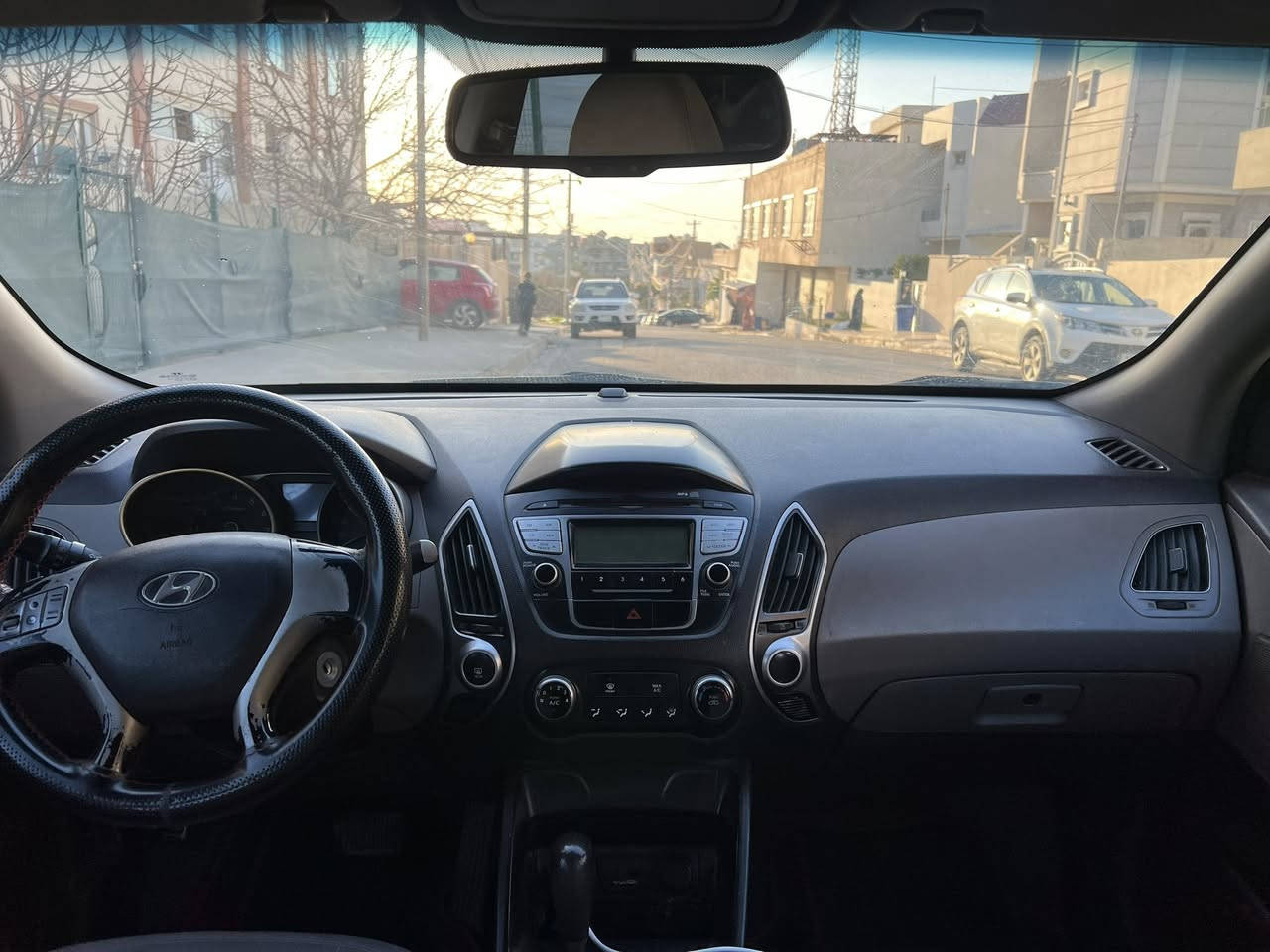 هوندا تكسون موديل ٢٠١٣ بي ده عم بي سبخ ٣ ته عديل ب تني تيدا هه نه گير و مه كينه شه رتن هه يكه لي وئ پاقژه گه له ك ره قه م و سه نه وي كه فنن سعر ١٤٠ و مه جال زه قه م ***********🔥
