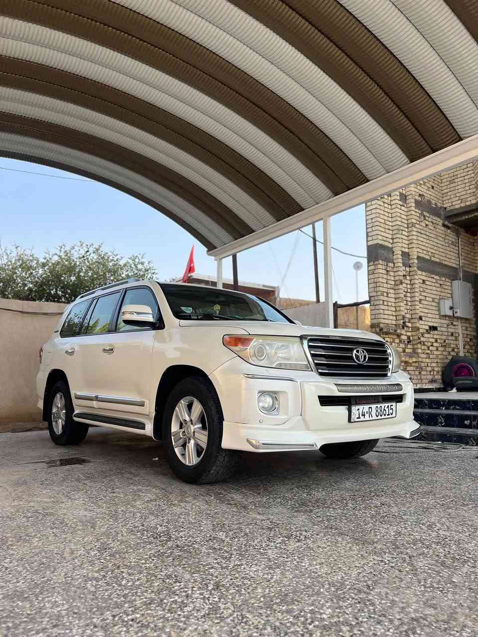 سلام عليكم لانكروز 2014 رقم بصره بسمي تحويل ثاني يوم سياره كارتون كلش  مكفوله كفاله عامه حته الدعاميات ماشيه 200 السياره جديده كلش وفول مواصفات بيها مواصفات اكثر  السعر 4 دفاتر مع مجال بسيط مكاني البصره 
***********
