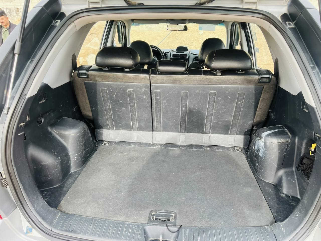 كيه سبورتج ٢٠٠٩ فول مواصفات خليجي كلين ٢٤٠ الف كيلو حقيقي طخم تاير جديد كير محرك كفاله بطاريه جديدة منظومه بانزين ادامه كامله متصرف عليها لو ربع جاهزة للاخير السعر 130 وبيها مجال بسيط عنوان ديالى/ كنعان للاستفسار ***********
