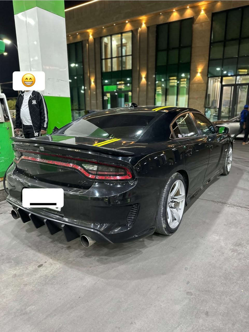 سلام عليكم الي يدور نضيف
 وحادث خفيف بدون ايرباك وصلت 
 ارتي 2017  رقم شمالي جديد 
سياره بلاديه من طول للطول 
كير محرك مكفولات برغي ممفتوح بيهن
عليها اضافات بسيطه اني سويتهن تفريغ حجر + برمجه ايكل  حادث السياره صبغ جاملغين فقط بدون ايرباك 
مكان السياره بغداد البنوك السعر 188 
***********
