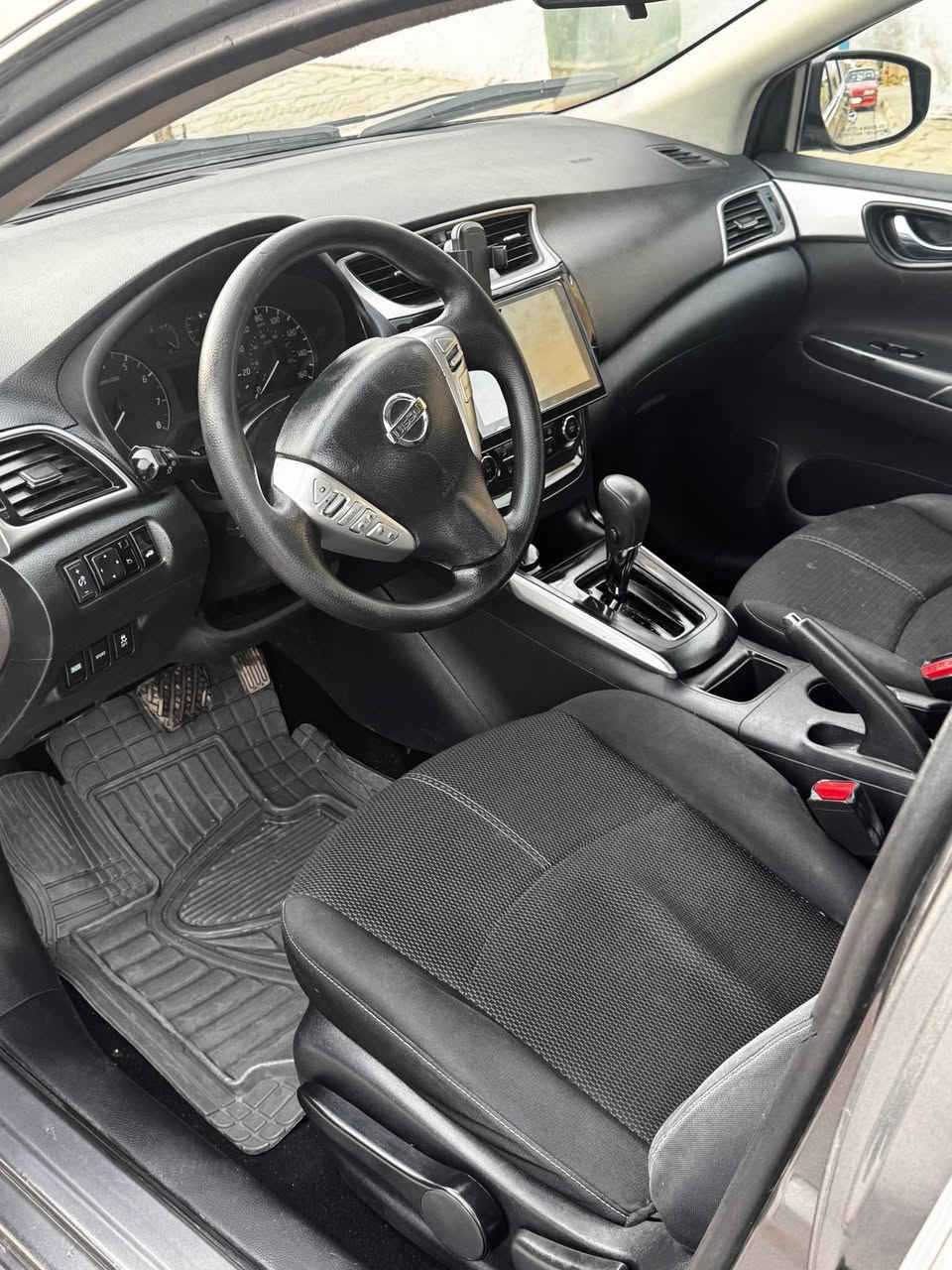 ام عليكم سيارة سينترا 2017 لون نفطي ماشية 61000 ميل بي أربع قطعة سونار موجود داخل صورة  رقم موبايل :*********** سعر 98وةرةقة تفاصيل عل واتساب طوز, صلاح الدين
