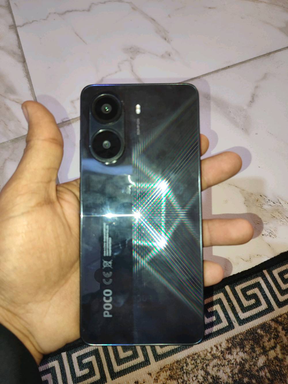 هاتف Poco بحالة ممتازة للبيع. استخدام خفيف مع واجهة نظيفة وخلفية بحماية ممتازة. الكاميرات تعمل بشكل رائع وتصميم أنيق مع أداء متميز. مناسب لكل احتياجاتك اليومية من اتصالات وإنترنت وتصوير.
