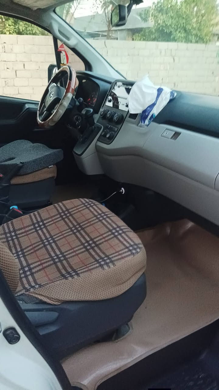 السلام عليكم عندي هايسه للبيع موديل 2023 نص فول اتوماتيك مكفوله كفاله عامه الاتصال  على هذا رقم ***********
