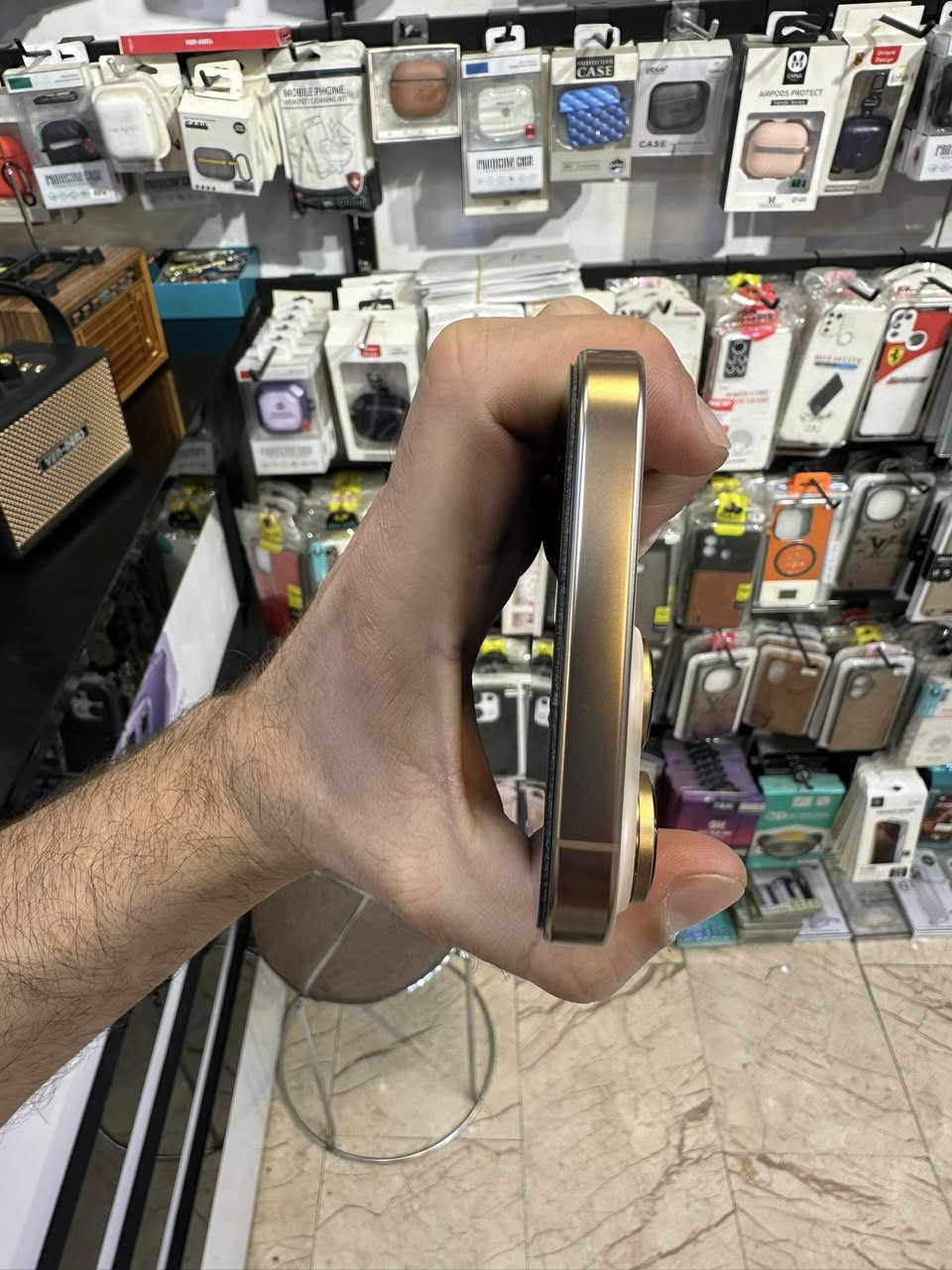 السلام عليكم
Iphone 16 pro max 256GB
نظافة ‎%‎
بطارية 100 مشحون 50 مرة
عربي شرق أوسط ضمان ماستر
مكفول من التصليح ومن أي خلل
باكيت وكيبل أصلي
السعر مليون و325 قفل
مكاني بغداد العامرية
***********
لا يوجد توصيل
