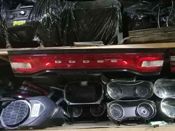 السلام عليكم متوفرقطع غيار السيارات جارحرجالنحر كربلاء حي الصناعي ***********
