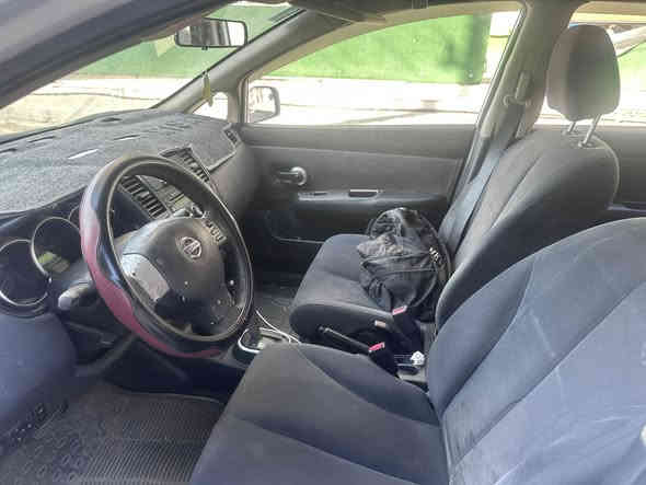 فيرسا ٢٠٠٨ بيها عكس السايق ماشيه ٧٤ حقيقي محرك ١٨٠٠ مكانها بغداد العامريه *********** رايدها ب٨٠
