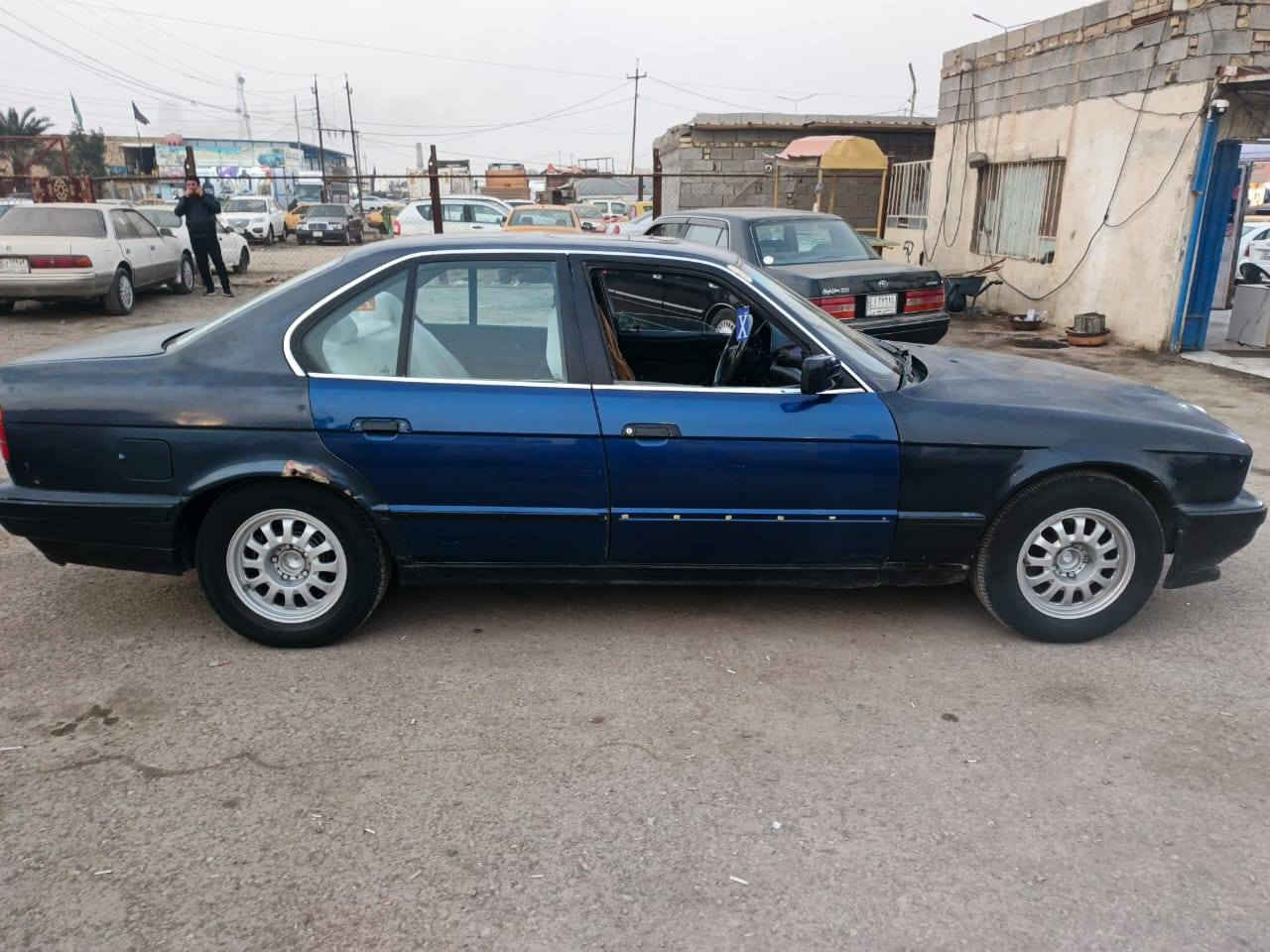 سلام عليكم بي ام دبليو 535 مديل 1992 رقم بغداد وكاله عامه بسمي كير مكينه خير من الله سنويه 19 نافذه غرامات مصفرهه
ملاحظه مكان سياره ميسان 
السعر 35 
ستفسار ***********
