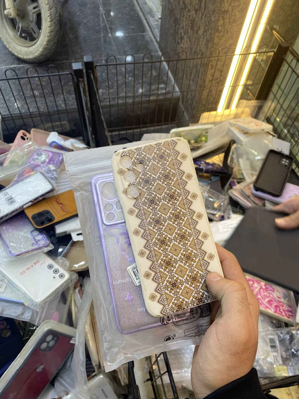 عندك محل او عندك بسطة هاي الشروة حيل تفيدك 355 كفرات مشكله ايفون اندرويد بسعر 300 دينار بس للحجز راسلوني خاص


**إذا كنت صاحب هذا الإعلان وتريد حذفه لأي سبب، رجاءا أرسل رسالة إلى الدعم الفني**