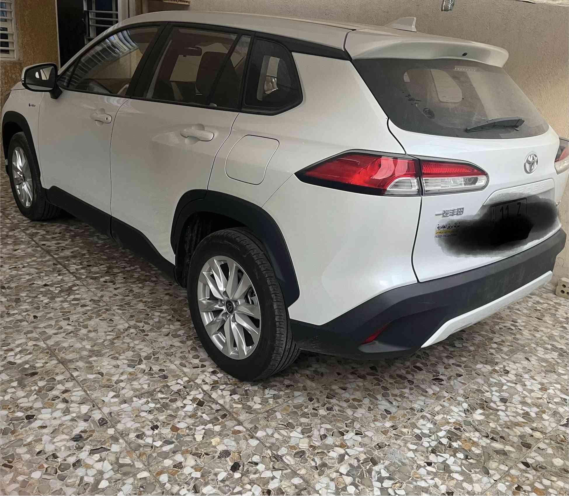 السلام وعليكم كورلا كروز 2025 ماشيه 3 زيرو بغداد بسمي فول كشن مخمل فتحه بصمه دخول ذكي هند بريك دكمه رادار شاشه كبيره ابل كار كامره خلفيه سعر 27 مليون و500 مواصفات معروفه واضحه حي العامل ***********سياره بدون اظافات كلشي بلاد
