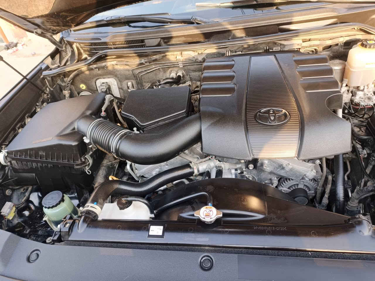 لاندگروز موديل ٢١ فول مواصفات مكفوله من كلشي العداد واضح بلصور بحراني السياره استخدام شخصي لل استفسار الاتصال بل رقم*********** كلشي شركه بعده بختصار
