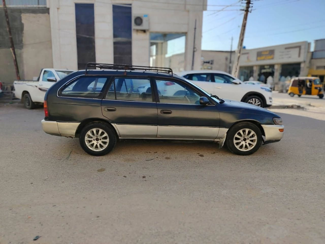 كورلا ستيشن موديل 1993
السعر 34 بيع فقط
رقم بغداد نكليزي سنويه 29                              
كير محرك مكفول محرك 1800                          
جام كهربائي سنتر إلك                                                                  
مكانه بغداد البلديات
 تواصل وتساب ***********
