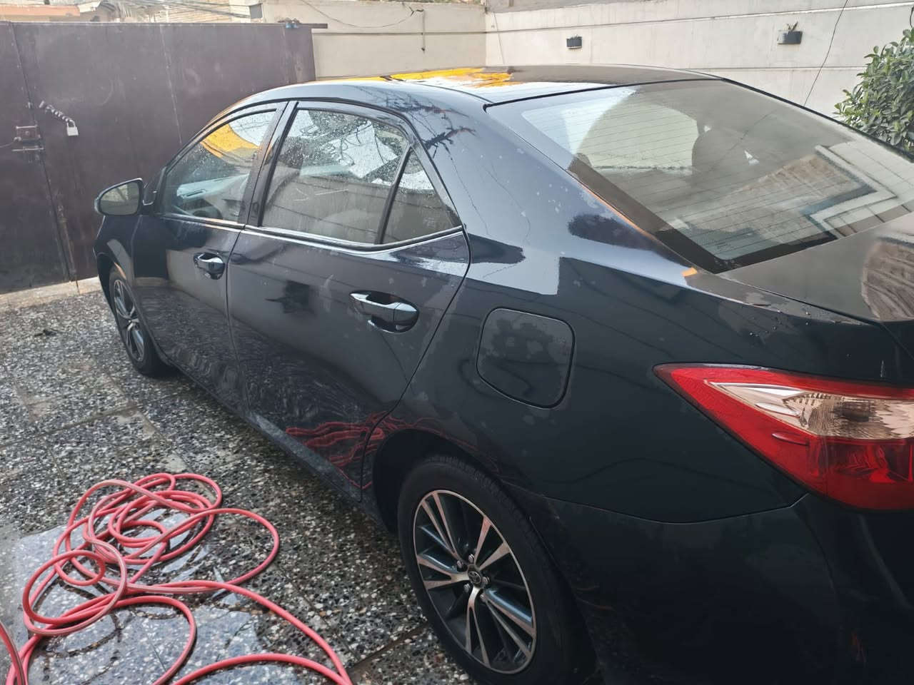 السلام عليكم بيع مستعجل كورلا IV مواصفات LE بيها خمس قطع ابيع حزام كير مكينة شواصي كفالة السياره سنوية جديده ورقم انكليزي جديد وهزه جديده ياسمي السياره السعر المطلوب ١١٠ 
للتواصل
***********
