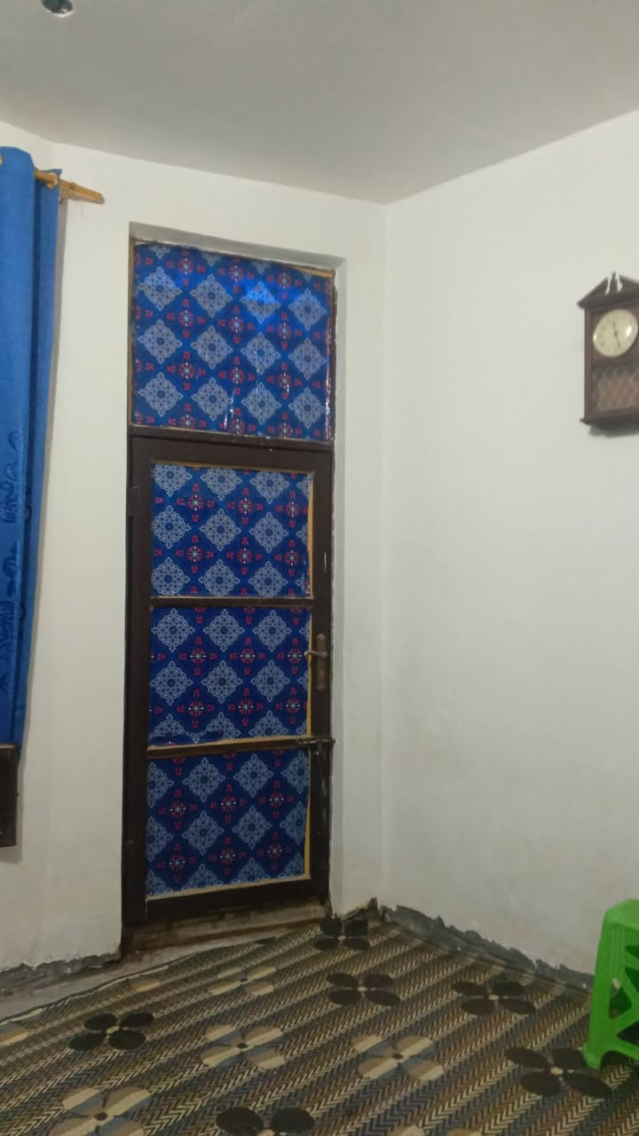 مشتمل مساحه 100
سند25  الكوت الجديده شارع بيت حايف الاستفسار على الرقم ‏‪***********‬‏
