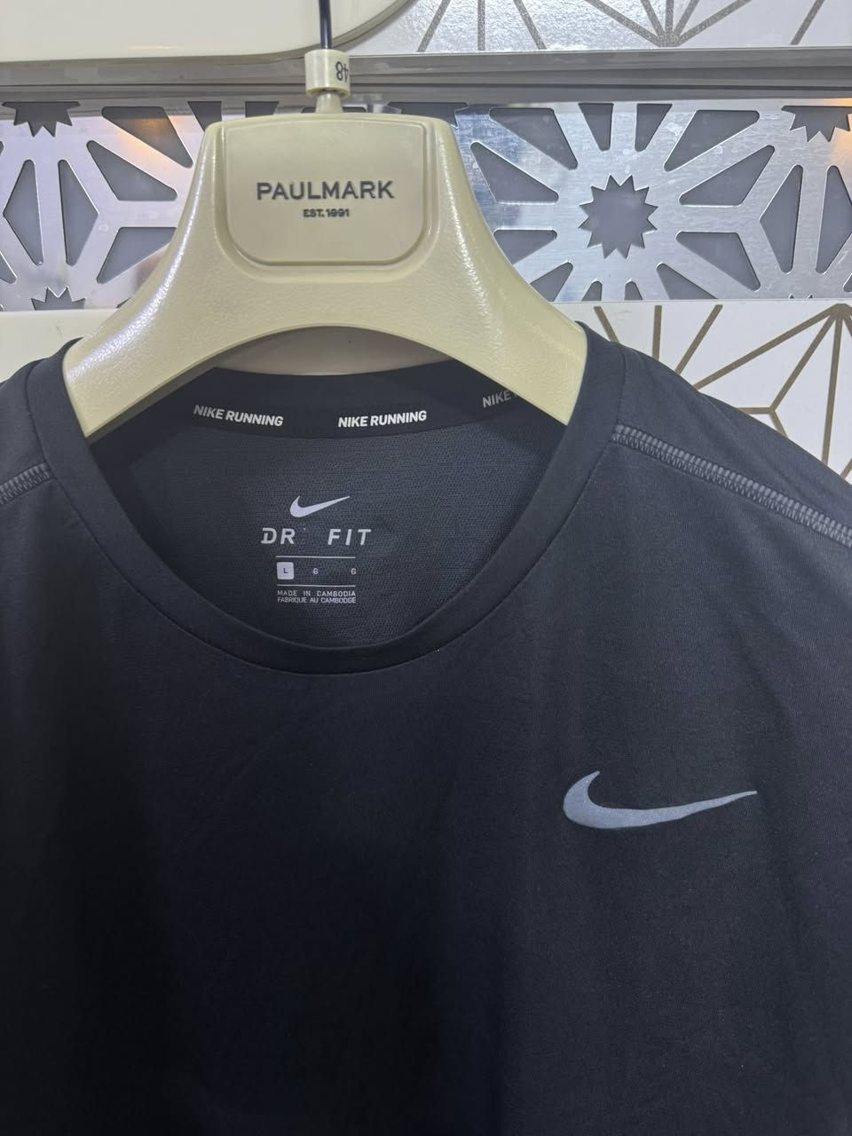 تيشيرت Nike Dri-fit
اصلي وكاله 
غير مستخدم
قياس L


**إذا كنت صاحب هذا الإعلان وتريد حذفه لأي سبب، رجاءا أرسل رسالة إلى الدعم الفني**