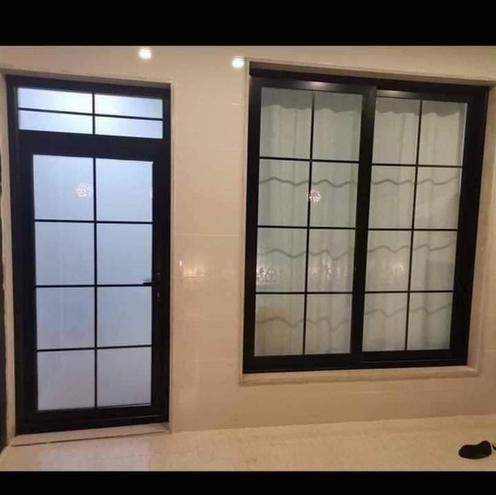 حاضرين نشتقل محجل وكونترات تركيه وشبابيك سلايت وبوب المنيوم بارخص الأسعار سعر جمله خاص بل شركه متر المحجل 29الف مواد تركي ضمان عشره سنوات هاذه الرقم موجود علي واتساب ***********
