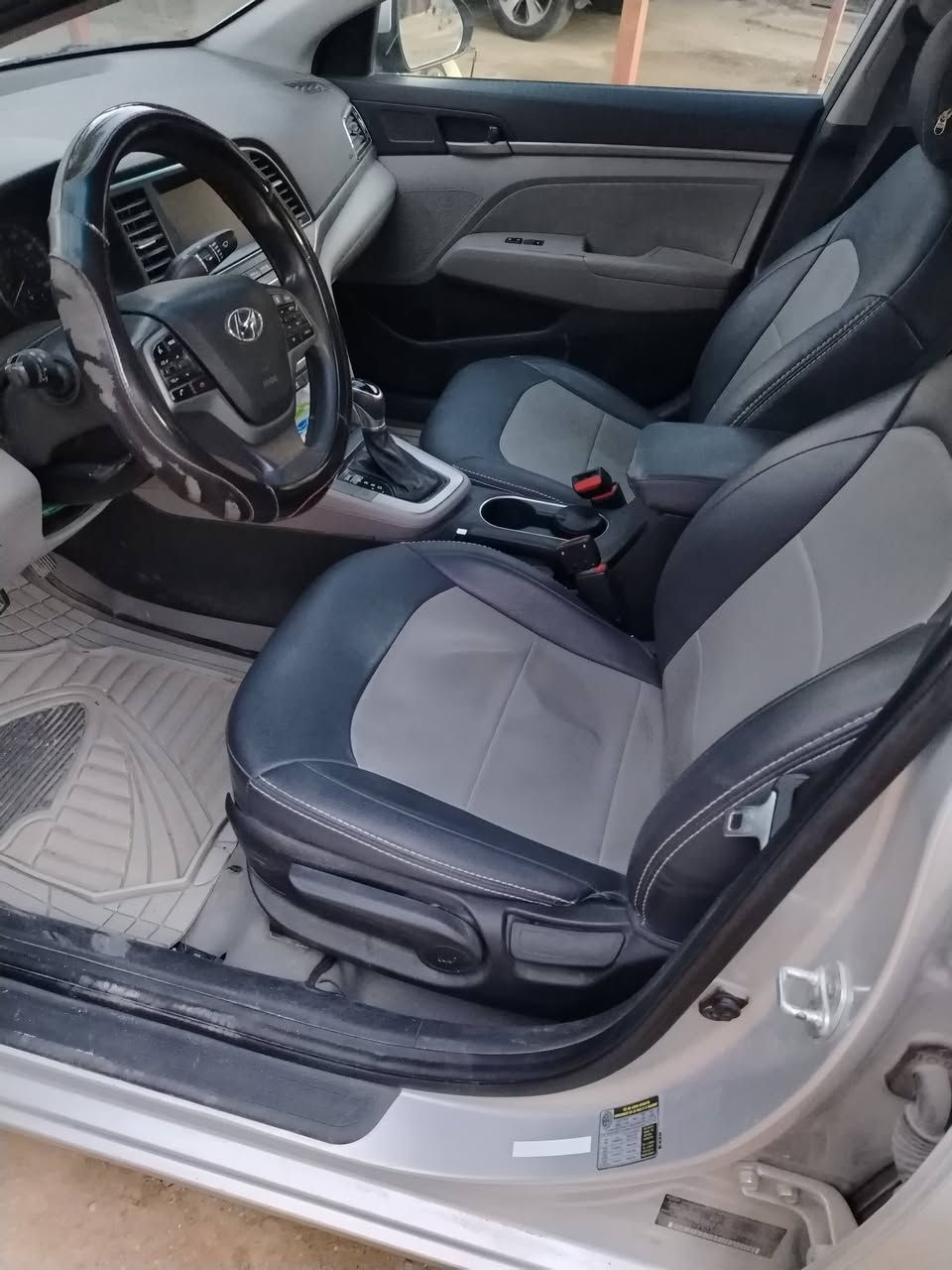 السلام عليكم النترا أمريكي ٢٠١٨
حادثها فقط بنيد. السياره بسمي. السعر ١٢٧.. مكان السياره كربلاء
***********
