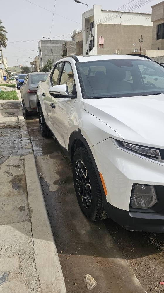 ياالله
السلام عليكم بيكم سانتا كرزو2024  وارد امريكي
Hyundai Santa Cruz   2.5L
حجم المكينه : 2500
المسافه المقطوعه  ١١الف كيلو
الضرر :  باب وبنيد  جاملغ بارد صور الحادث موجوده فعصات 
الايرباك : برده وستيرن 
المواصفات
.بصمه
فتحه
كشن كهرباء
ويل كب
5.رادارات 360 درجة
6.تشغيل عن بعد
7.لايتات لد
لايتات زنون
اشاير بالمري
تحكم
11.كامرة
12.كشنات كهرباء
13.مود سرعة
قيادة ذاتية
اوتو هولد
14.هندبريك بصمه
15.هيترات بالكشنات
اي ستفسار اتصل على رقم ***********

مكاني بغداد اليرموك
 تفاصيل إضافية:
• رقم السيارة: أربيل الدولي الجديد
• باسم الشركة – وكالة أو تحويل مباشر 
• لون السيارة: ابيض ثلجي
واذا اكو شي مراوس رياضي ممشكله بغداد, العراق
