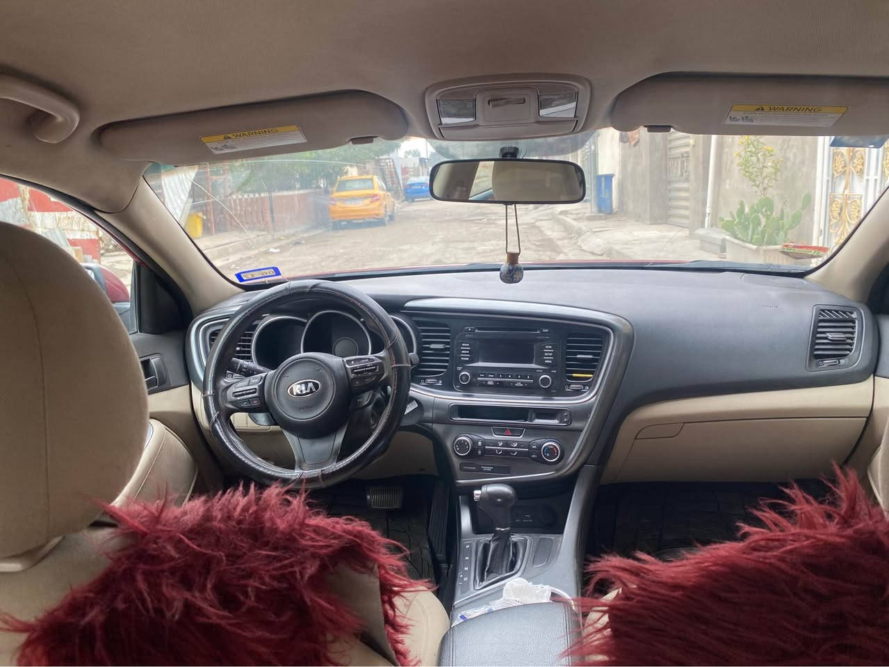 للبيع كيا اوبتيما 2015 
رقم بغداد انكليزي
مكينه كير تدفئة تبريد خير من الله ماشيه 96 ميل 
حادثها بابين وجاملغ جهةسايق السعر 120 وبيها مجال العنوان بغداد الدورة للستفسار *********** بغداد, العراق
