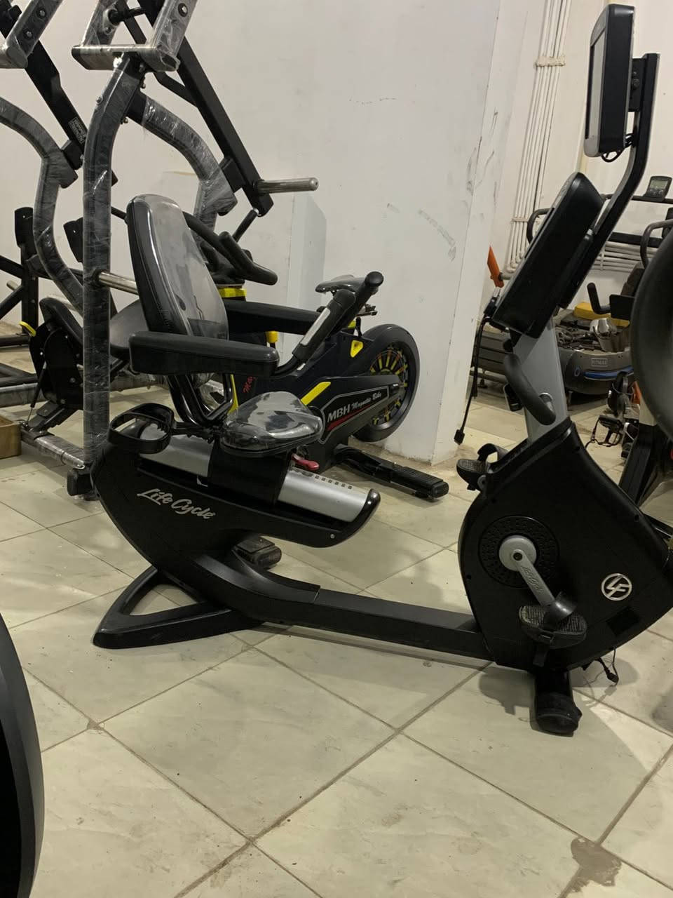 شحن مجانا لاي مكان عجله لايف فتنس امريكي بشاشه T.Vبحاله الزيرو


**إذا كنت صاحب هذا الإعلان وتريد حذفه لأي سبب، رجاءا أرسل رسالة إلى الدعم الفني**