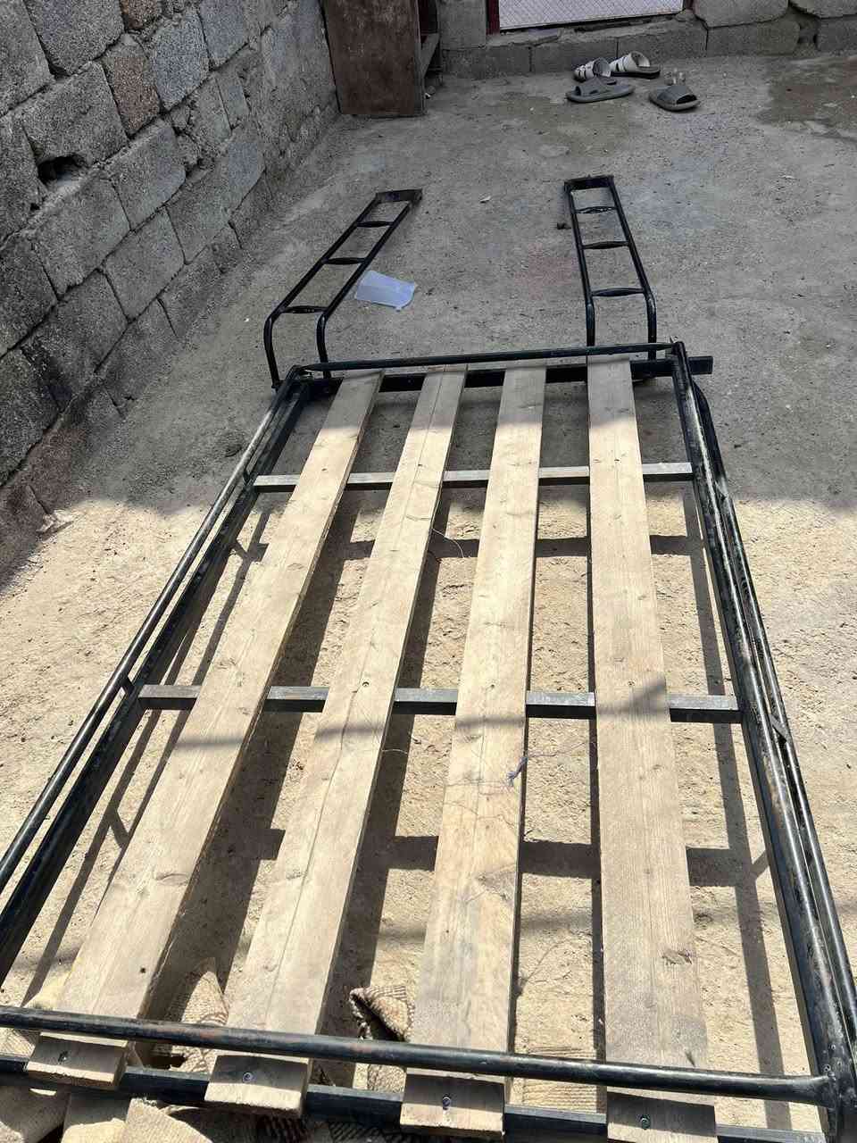 سلام عليكم سيبايه البيع تزقام المكان واسط قضاء الحي سعره 100 وبيها مجال رقم الهاتف ***********
