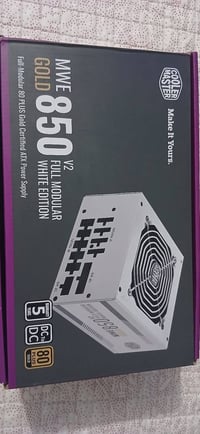 كولر ماستر • ٨٥٠ واط • أبيض