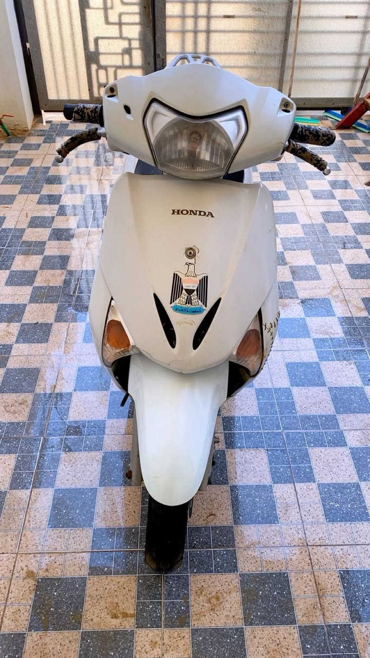 سلام عليكم دراجة ليدي مجفتة جديد مصار شهر نضيفة وناعمة نكرة سلف سعرهة 700 وبيها مجال لشراي

للاستفسار الاتصال ***********
