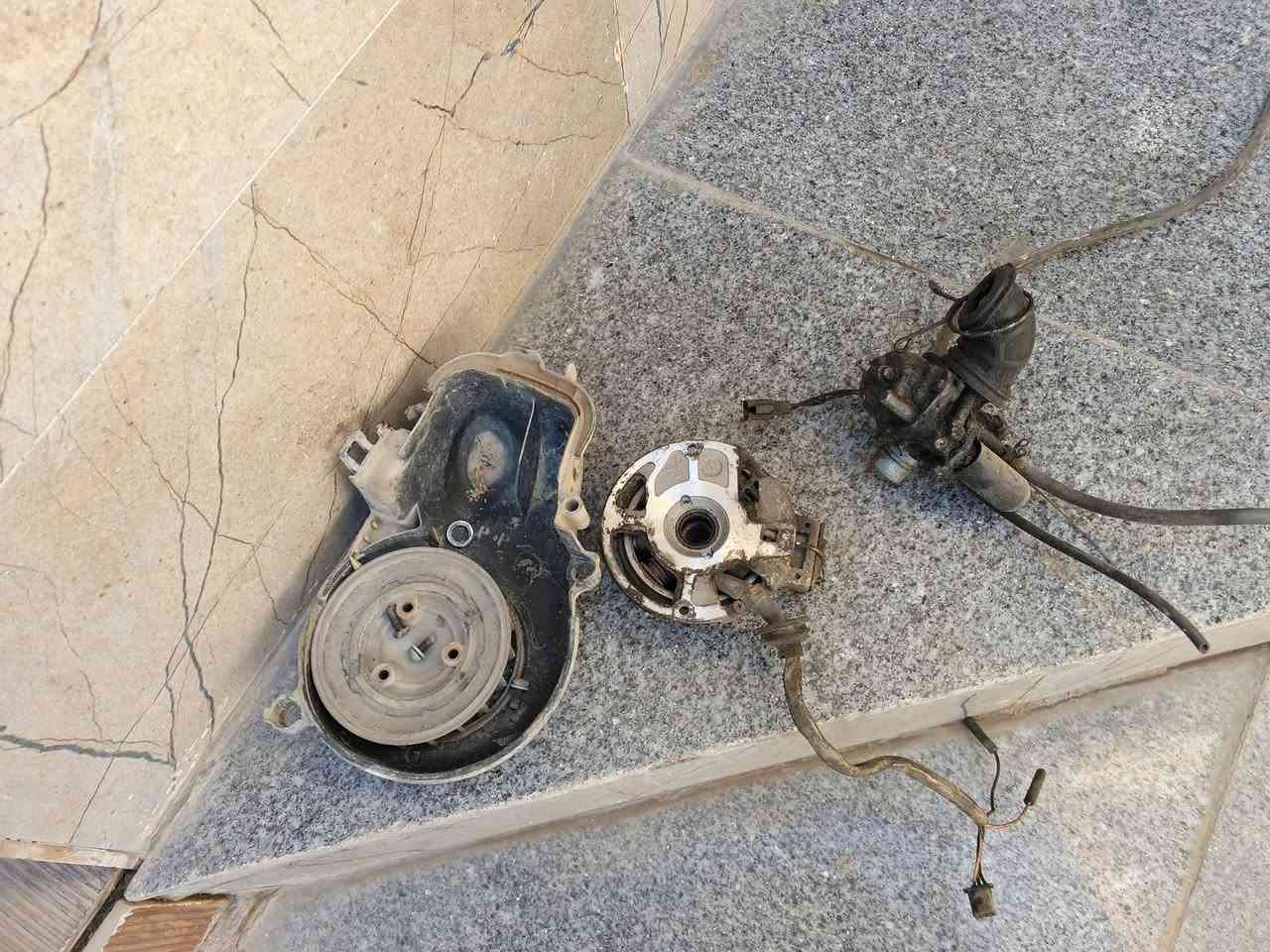 السلام عليكم مكينه منغولي توني شاركه بيه بس صوت بلمروحه ولكابريته تشتغل وحلوه وملفه شغال وياهه صالونصه ويول وتاير مكاني ناصريه مركز الصالحيه.  رقمي.  ***********
