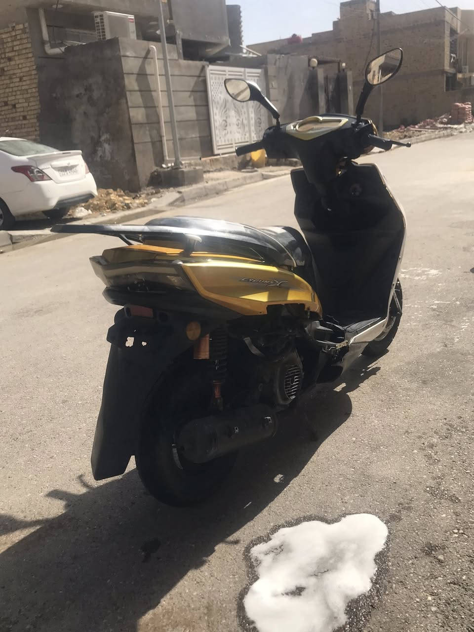 السلام عليكم 

 سكنس صيني للبيع دراجه نصبه حلوة ومرتبه ونضيفه تجي تفحص وتشغل وتطلع كل نقص مابيها السعر 500 وبيها مجال للشراي 

الرقم ***********
