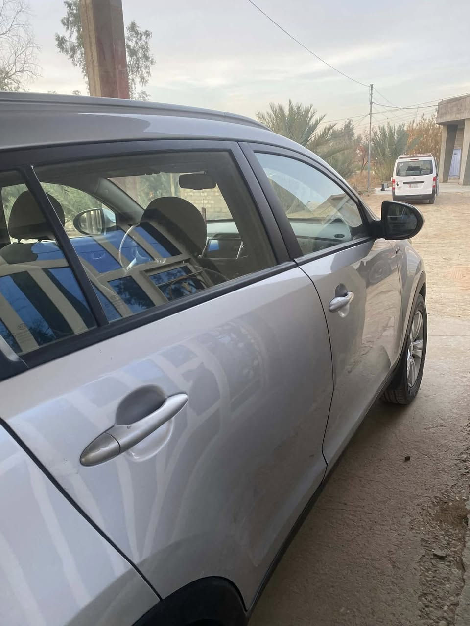 سبورتج 2012 خليجي محرك 2000 دوش رقم كربلاء انكليزي لل30 حداديه صدر تدفئه تبريد كامله بيها بارد قليل 
***********
