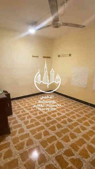 للايجــــــــــــار ✅
.
بيت للايجار في الجنينه مساحه 212 متر مقابيل ساحه خدمات يصلح سكني كذلك للشركات 

مواصفات البيت 
يحتوي ثلاث غرف منام صاله مطبخ صحيات 
منور كراج

سعر الايجار مليون 

.
✅ الذهبي للاستثمار العقاري ✅

#مجــــــاز_قانــــــــونيــاً
—————————————
#ملاحظه لعملائنا الكرام يتوفر لدينا عروض عقاريه بيوت للبيع والايجار في كافة مناطق محافظة البصره كذلك يتوفر لدينا بنايات تجاريه للبيع في مناطق ممتازه بوارد شهري ممتاز 
‏‌‎ للمعلومات اكثر التواصل على الارقام الموضحه او زيارة
الموقع 
البصره_ شارع عام حي الزهراء _ قرب مستشفى النفط
***********
***********
