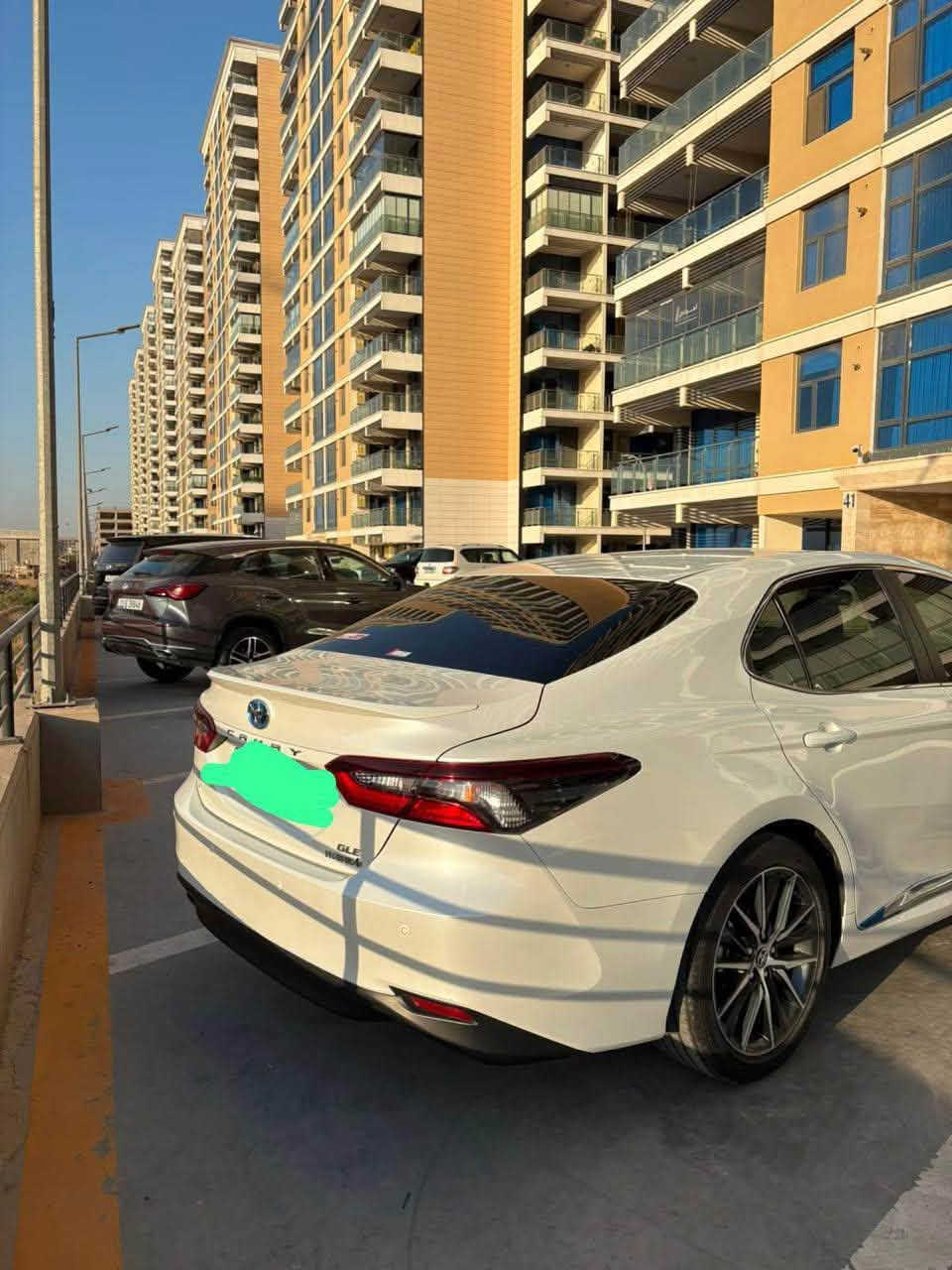 للبيع كامري خليجي GLE موديل 2024 رقم بغداد ماشية 24000  km بحالة الوكالة السعر $25500
بيها بارد بالباب الخلفي الأيسر وشخوط بسيطة 

بغداد الكرخ

رقم الهاتف ***********
