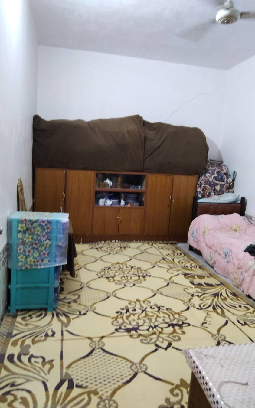 بيت للبيع حي ال علاوي
قريب على النفوس
مساحه 175
يحتوي على غرفتين وهول
وبراني قيد الانشاء
حمامات داخليه وخارجيه
الاستفسار/***********
واتساب /***********
