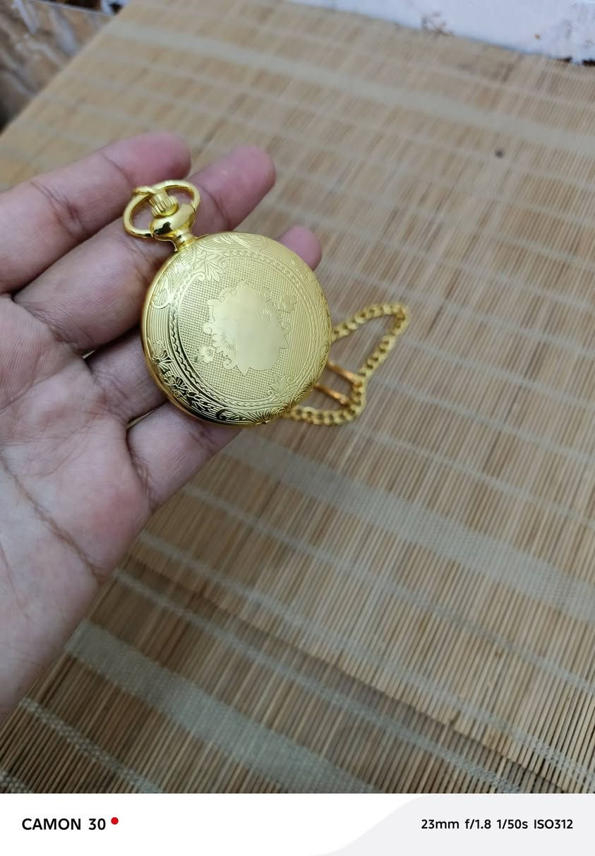 ساعة جيب ذهبية كوارتز شغالة 15 الف


**إذا كنت صاحب هذا الإعلان وتريد حذفه لأي سبب، رجاءا أرسل رسالة إلى الدعم الفني**