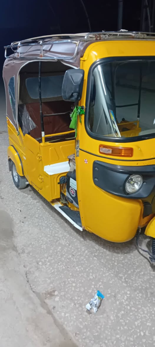 السلام عليكم 21 شهر 9 رقم بابل نكليزي محرك تجفيت شركه كشر نضيف شوفت عينك المكان القاسم  السعر ب 7 وبيه مجال بسيط ***********
