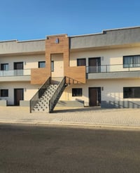 اصحاب الشقق (التون هاوس ) في مجمع بوابة الكاظمية ❗️ مستعجل والفرق جاهز...