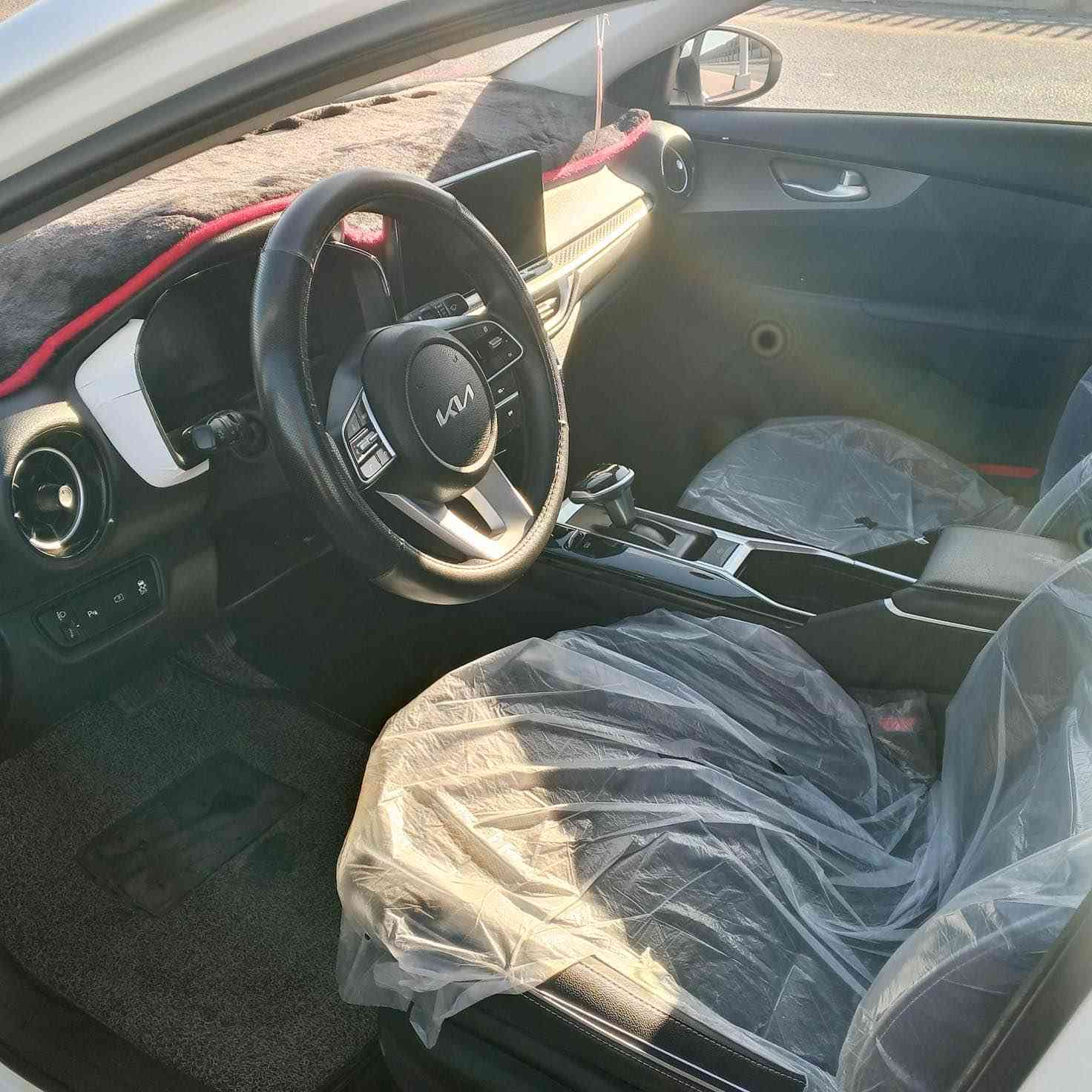 السلام عليكم لبيع k3 موديل 2025 سياره  السياره مكفول من شخط سياره جديد    مواصفاتهه معروفه فول ١/١ كفاله عامله السيارهه
السعر ١٥٠ *********** البصرة, العراق
