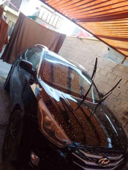 السلام عليكم توسان للبيع رقم اربيل 2015 السعر 142وبيها مجال مكان السيارة الشعب ***********
